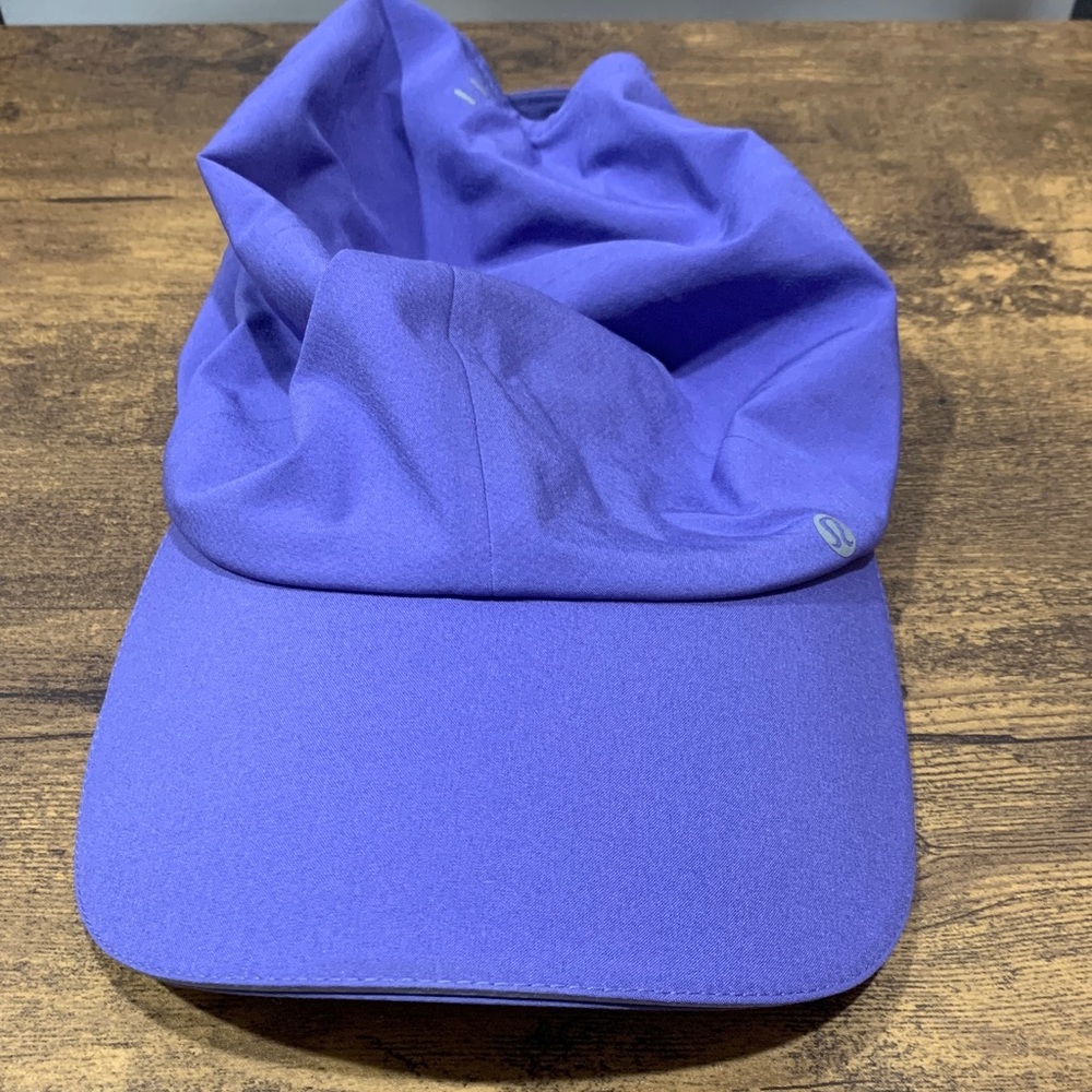 lululemon athletica Violet Performance Visor